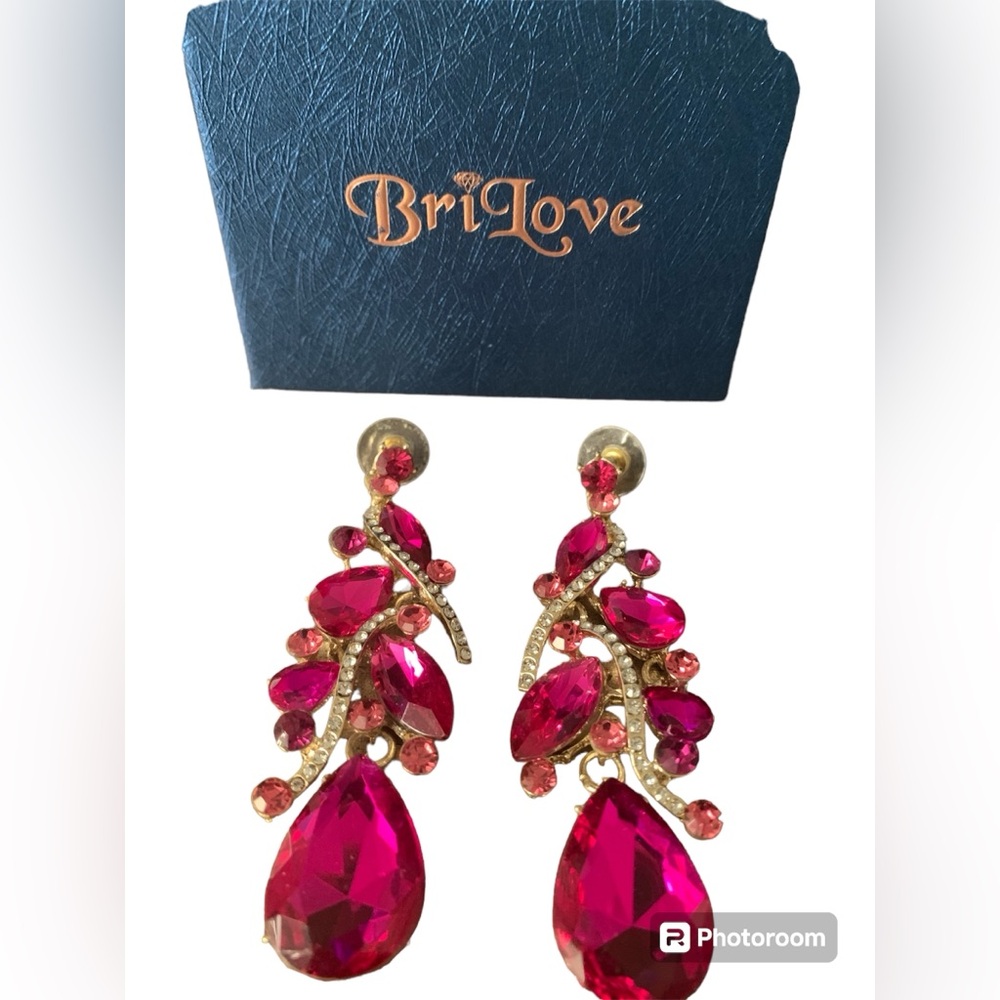 BriLove fuchsia gem earring
